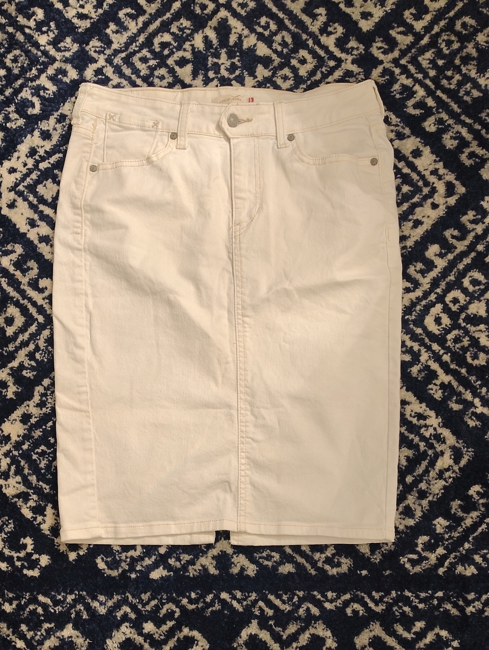 Levi's Cream Pencil Denim Skirt